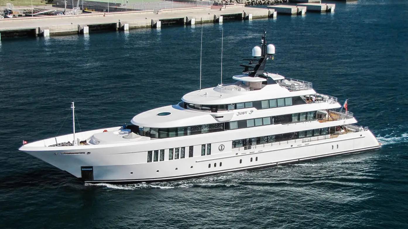 Superyacht Just J's | Royal Hakvoort Shipyard Yacht | Y.CO